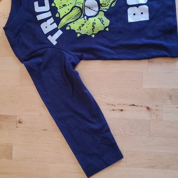 Brand New Tricera Boss Graphic Tee - Picture 5 of 8